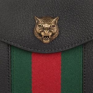 Meet your Posher, Colby